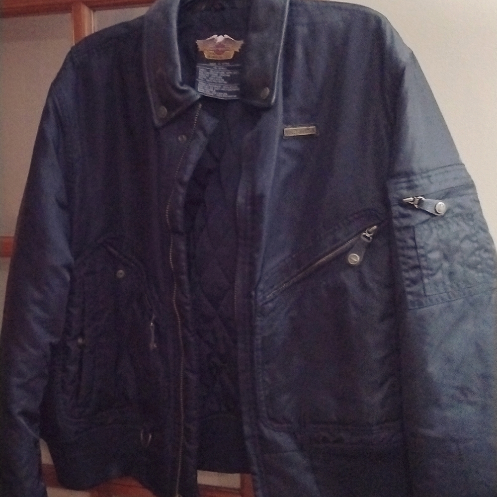 Genuine leather, Harley-Davidson women's jacket. XL wide. Like new condition.